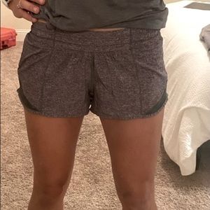 Lululemon hottie hot shorts size 2- 2” inseam grey